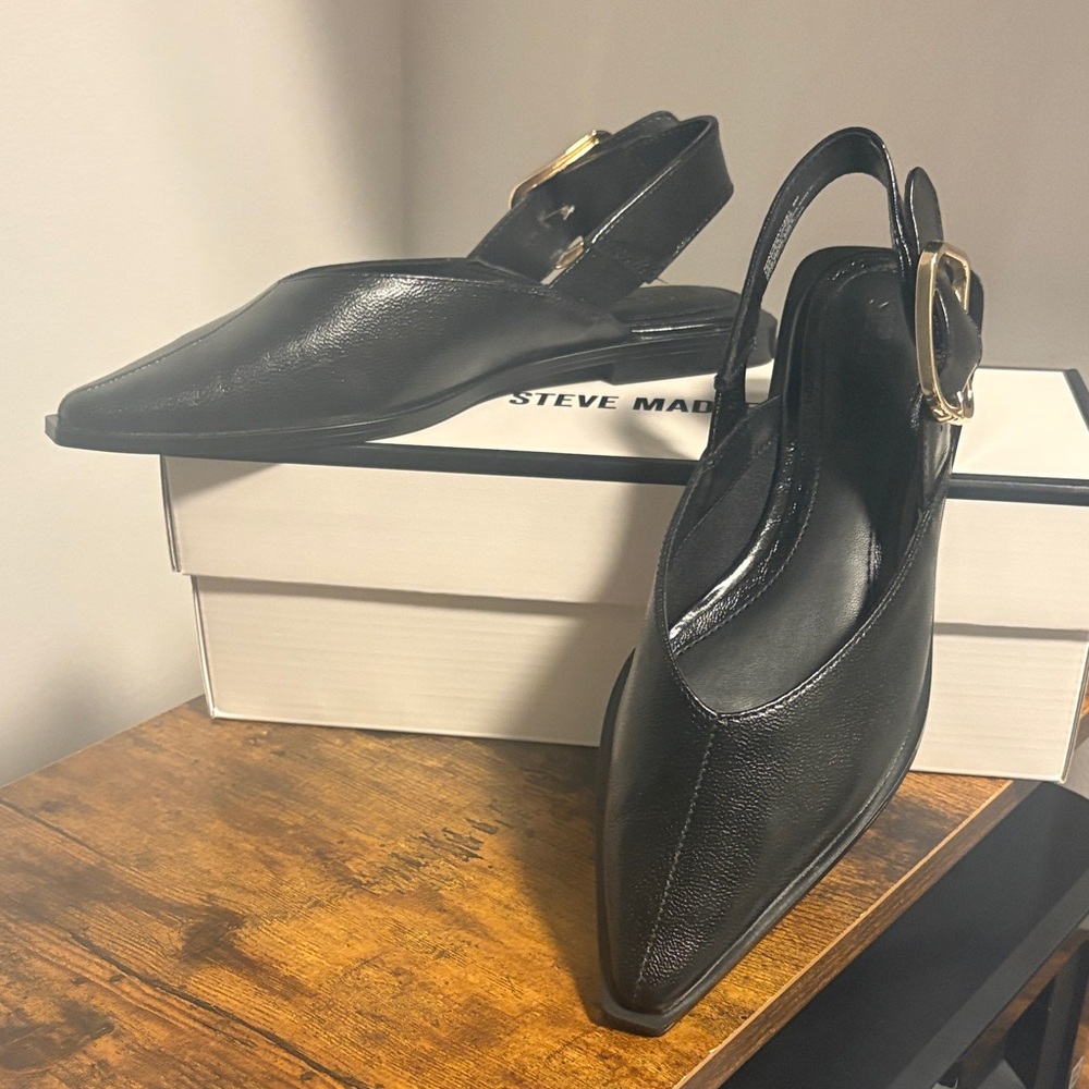 Steve Madden Black Pointed Slingback Flats with Gold Buckle Detail - Picture 3 of 6